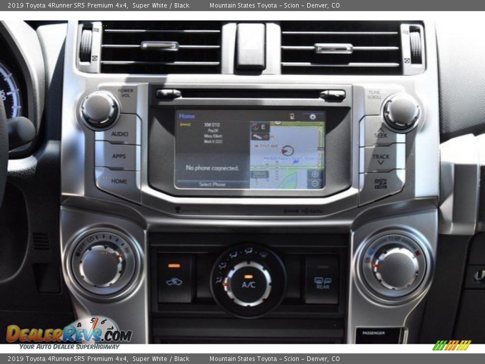2019 Toyota 4Runner SR5 Premium 4x4 Super White / Black Photo #9