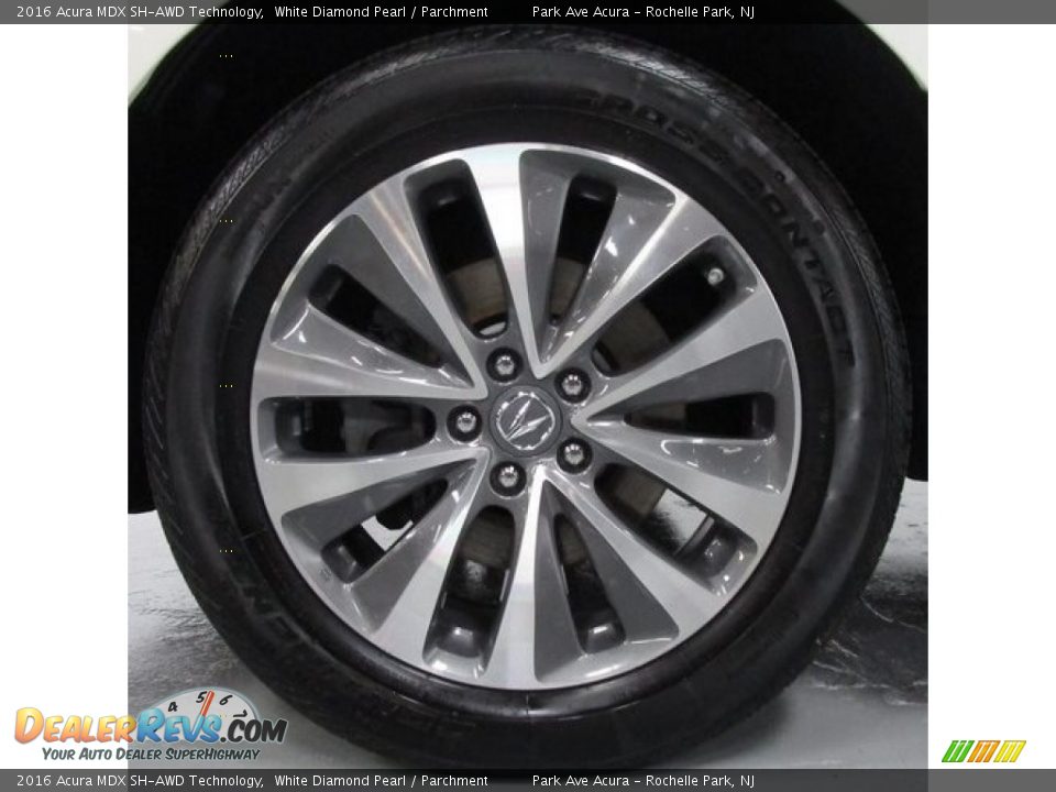 2016 Acura MDX SH-AWD Technology White Diamond Pearl / Parchment Photo #35