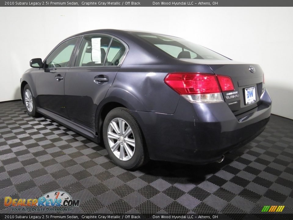 2010 Subaru Legacy 2.5i Premium Sedan Graphite Gray Metallic / Off Black Photo #9