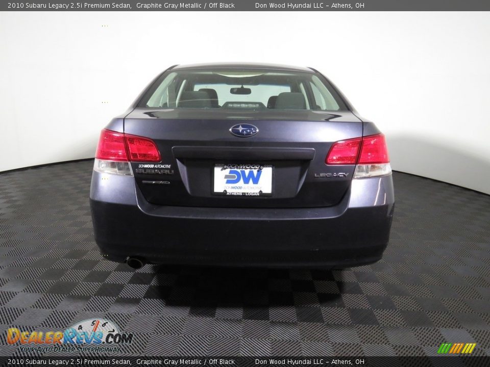 2010 Subaru Legacy 2.5i Premium Sedan Graphite Gray Metallic / Off Black Photo #11