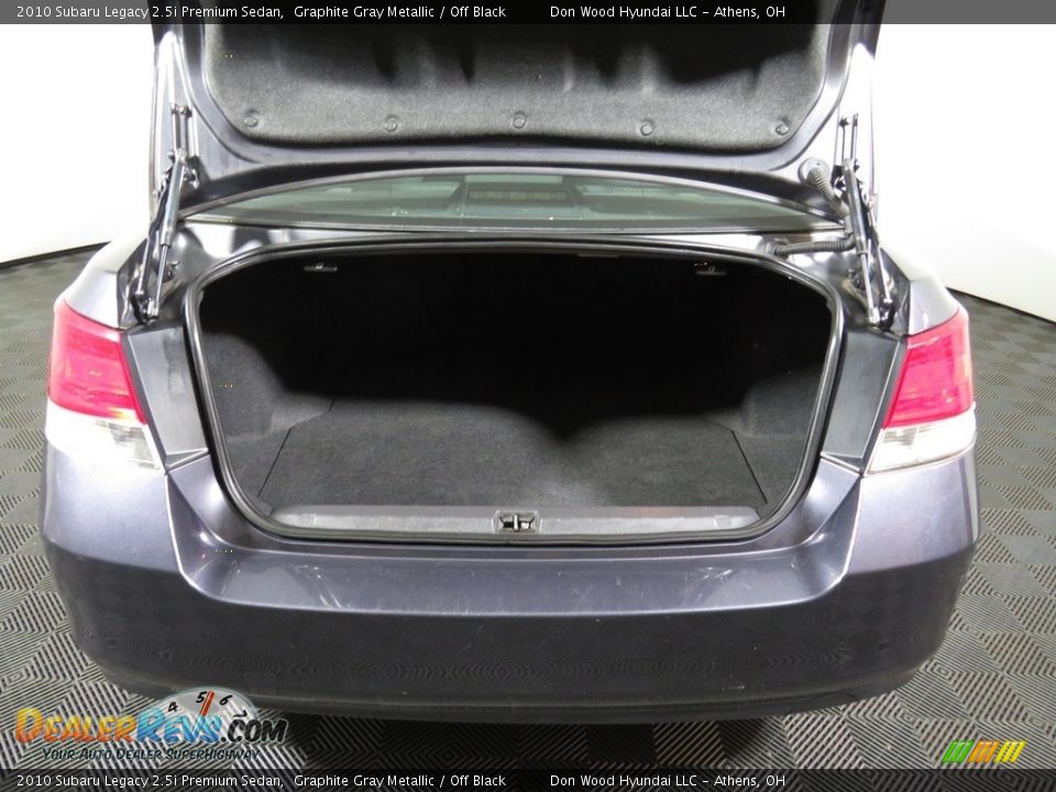 2010 Subaru Legacy 2.5i Premium Sedan Graphite Gray Metallic / Off Black Photo #12