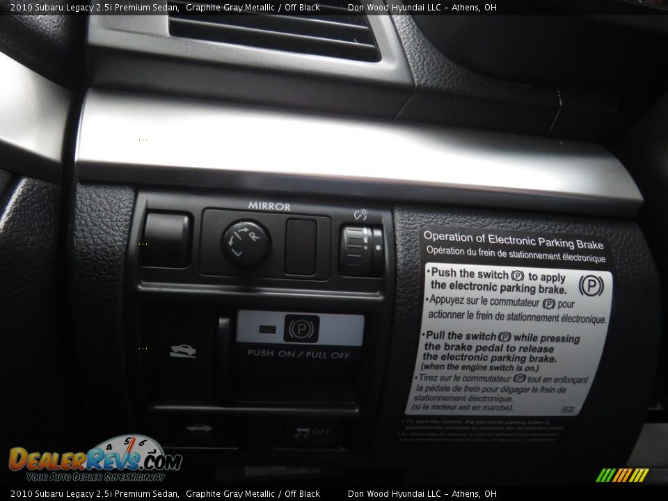 2010 Subaru Legacy 2.5i Premium Sedan Graphite Gray Metallic / Off Black Photo #30