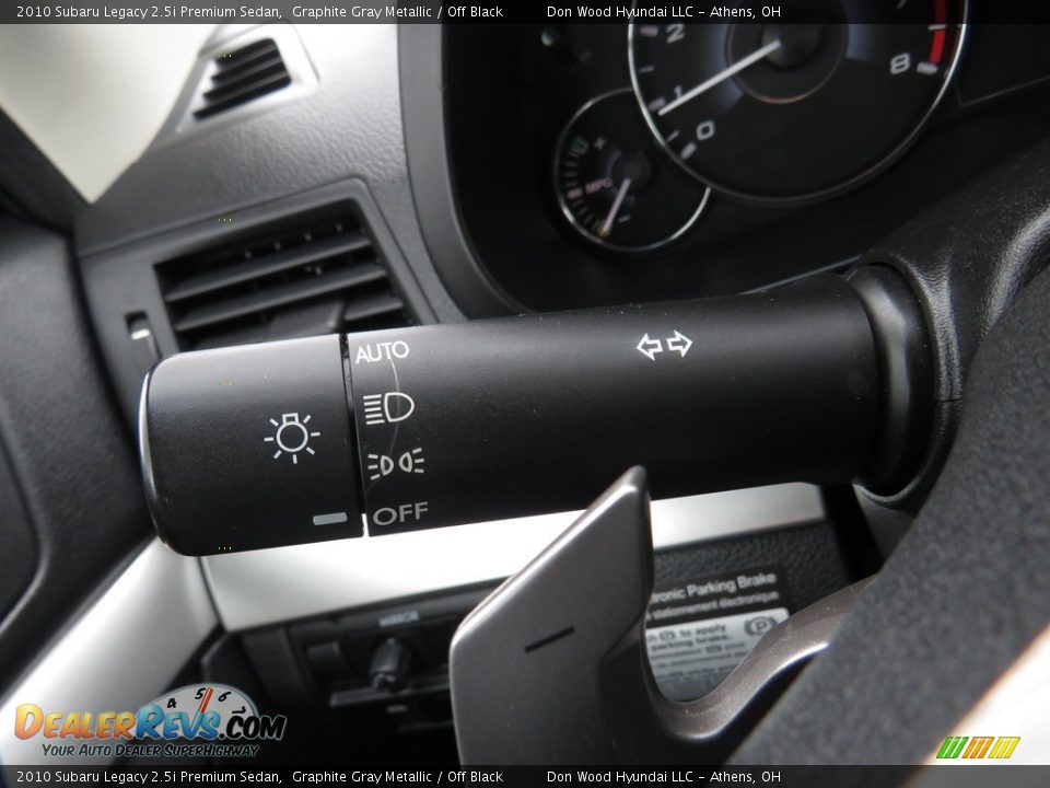 2010 Subaru Legacy 2.5i Premium Sedan Graphite Gray Metallic / Off Black Photo #31