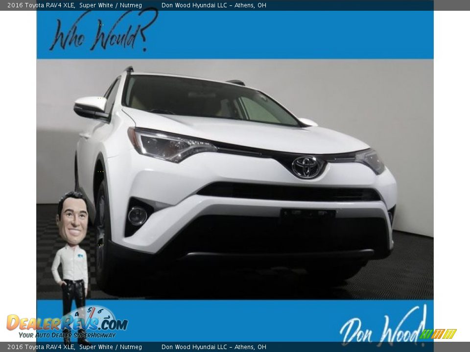 2016 Toyota RAV4 XLE Super White / Nutmeg Photo #1