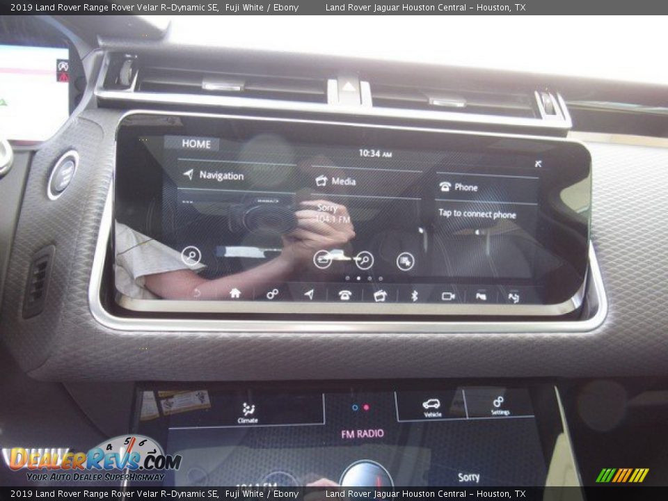 2019 Land Rover Range Rover Velar R-Dynamic SE Fuji White / Ebony Photo #32