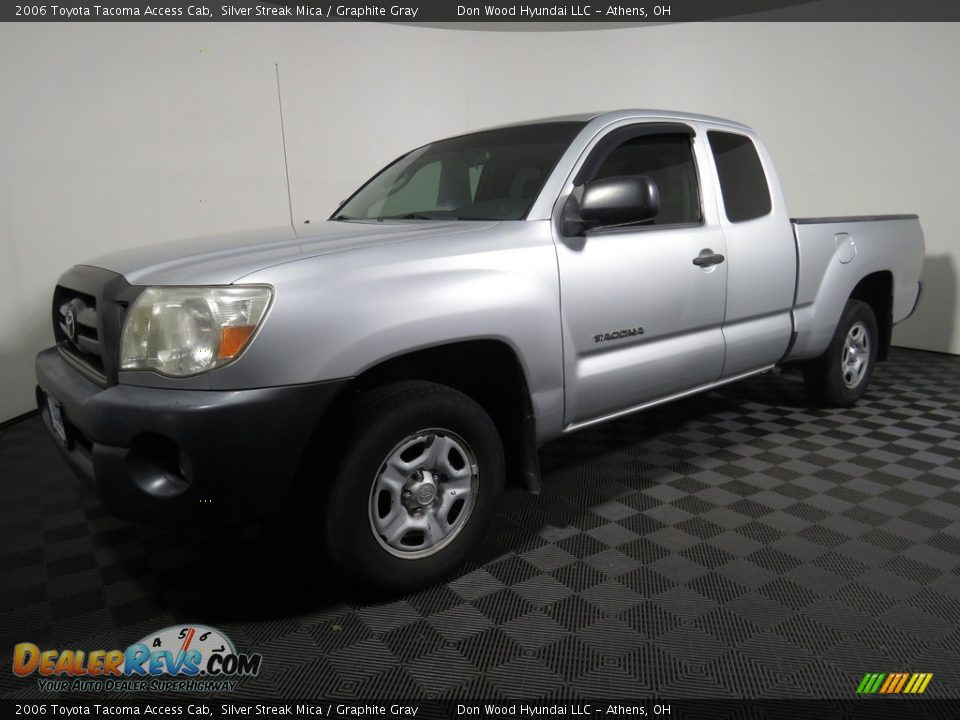 2006 Toyota Tacoma Access Cab Silver Streak Mica / Graphite Gray Photo #7