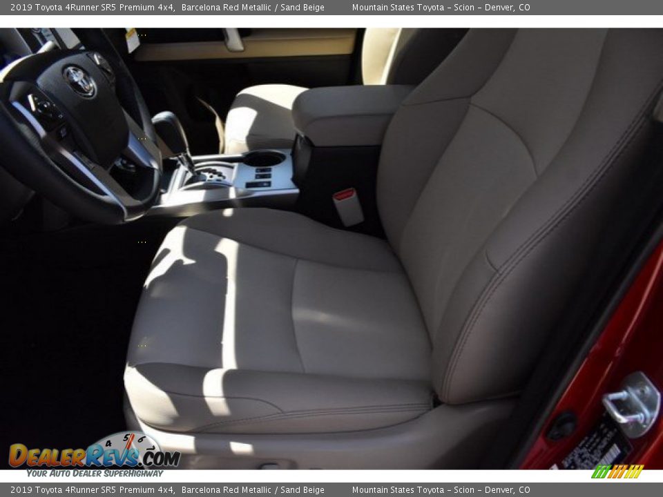 2019 Toyota 4Runner SR5 Premium 4x4 Barcelona Red Metallic / Sand Beige Photo #6