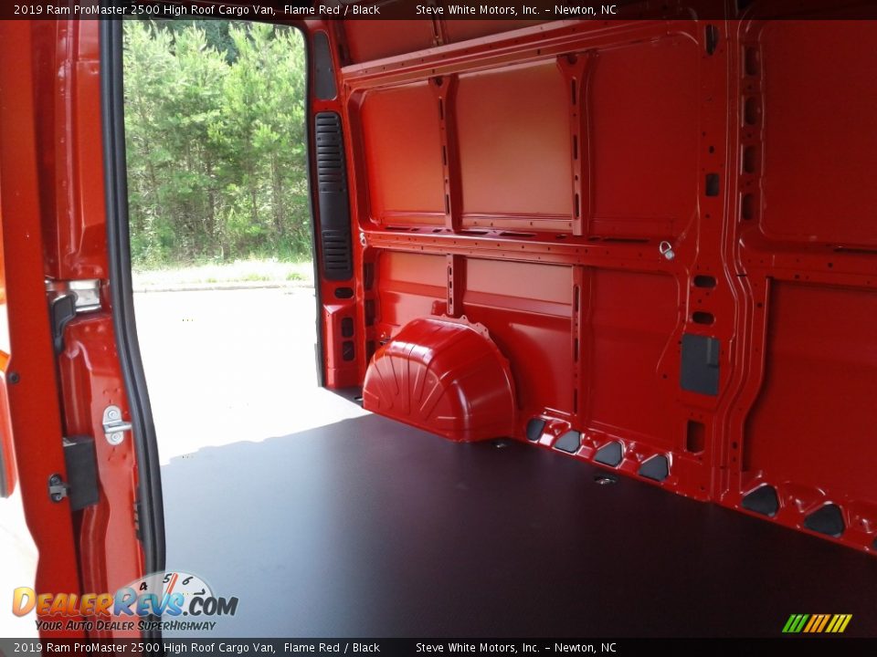 2019 Ram ProMaster 2500 High Roof Cargo Van Flame Red / Black Photo #13