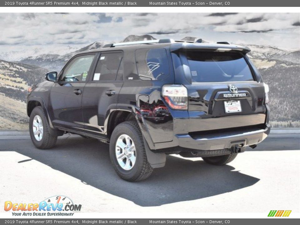2019 Toyota 4Runner SR5 Premium 4x4 Midnight Black metallic / Black Photo #3
