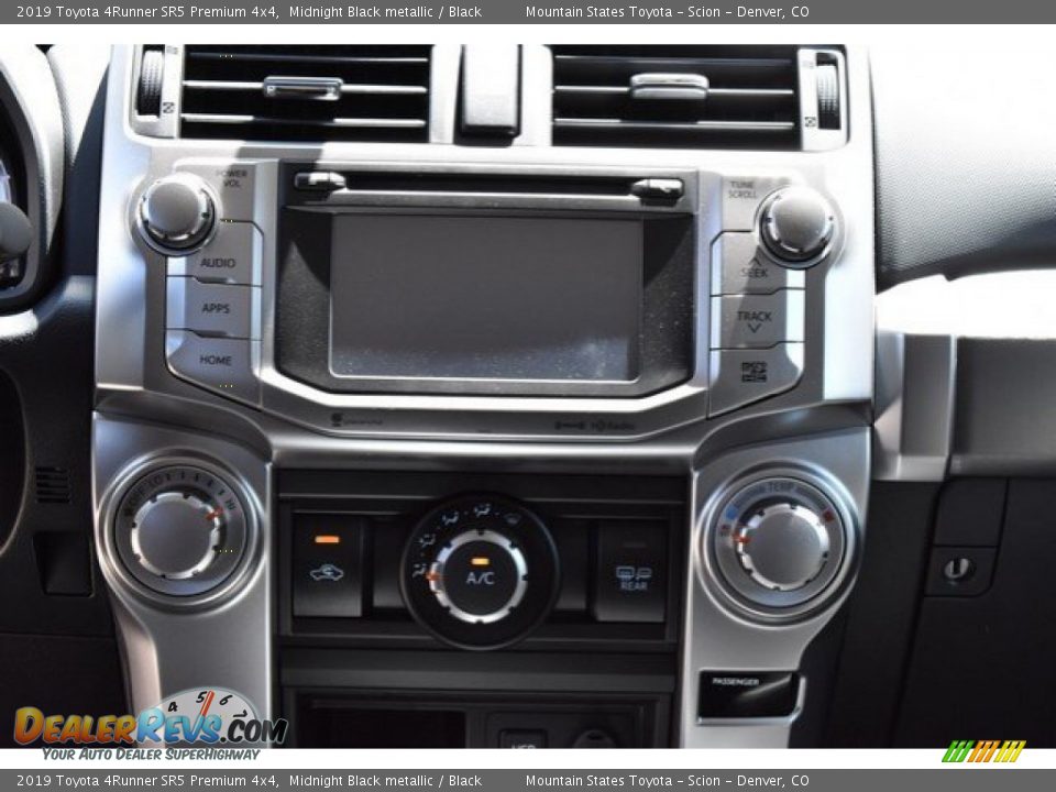2019 Toyota 4Runner SR5 Premium 4x4 Midnight Black metallic / Black Photo #8