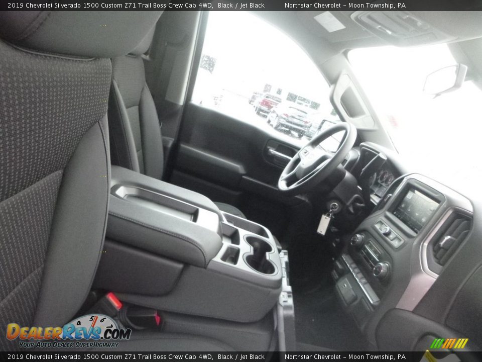 2019 Chevrolet Silverado 1500 Custom Z71 Trail Boss Crew Cab 4WD Black / Jet Black Photo #8