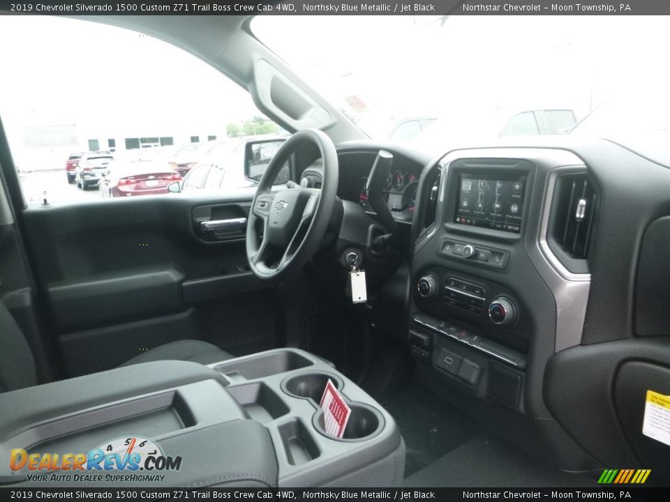 2019 Chevrolet Silverado 1500 Custom Z71 Trail Boss Crew Cab 4WD Northsky Blue Metallic / Jet Black Photo #10