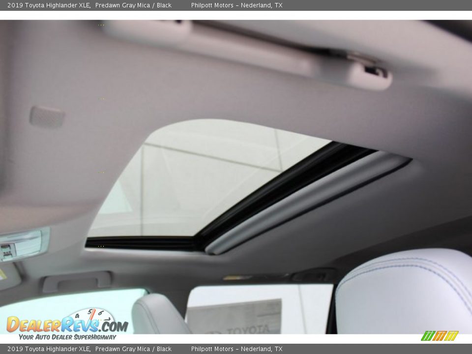 2019 Toyota Highlander XLE Predawn Gray Mica / Black Photo #18