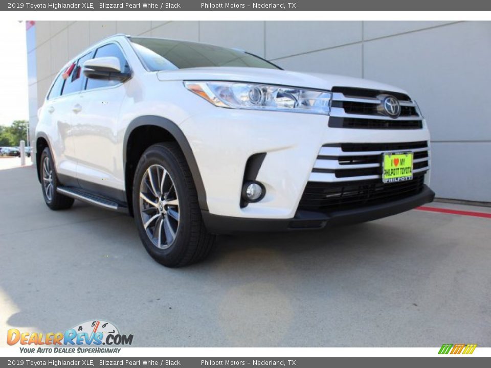 2019 Toyota Highlander XLE Blizzard Pearl White / Black Photo #2