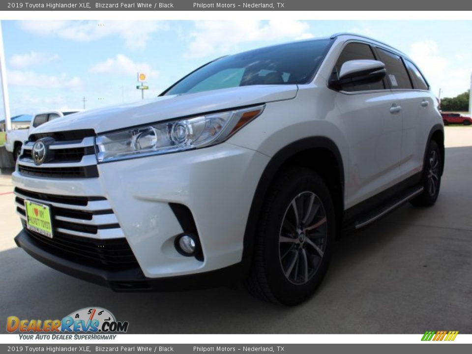2019 Toyota Highlander XLE Blizzard Pearl White / Black Photo #4
