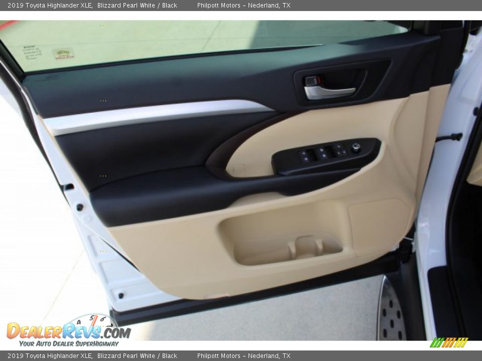2019 Toyota Highlander XLE Blizzard Pearl White / Black Photo #9