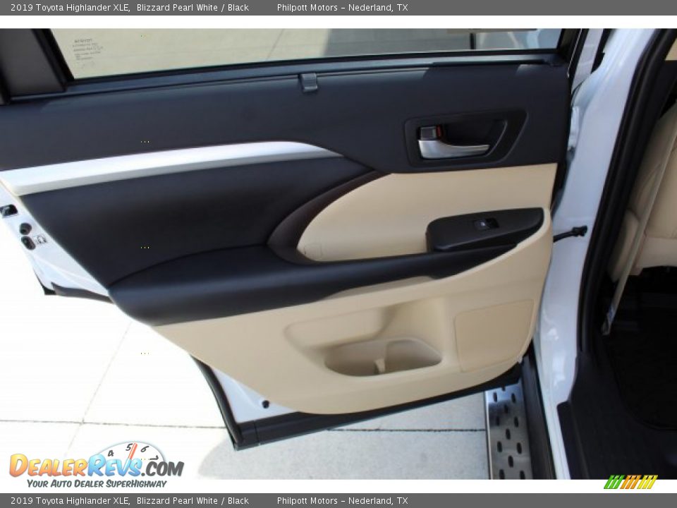 2019 Toyota Highlander XLE Blizzard Pearl White / Black Photo #18