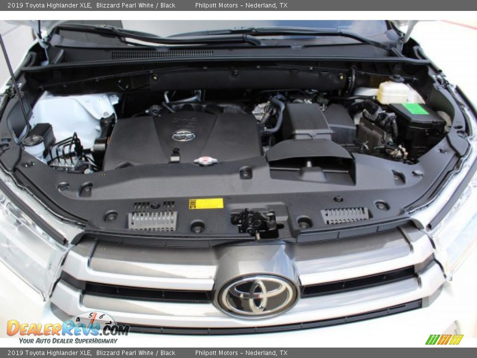 2019 Toyota Highlander XLE Blizzard Pearl White / Black Photo #24