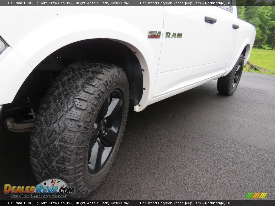 2016 Ram 1500 Big Horn Crew Cab 4x4 Bright White / Black/Diesel Gray Photo #10