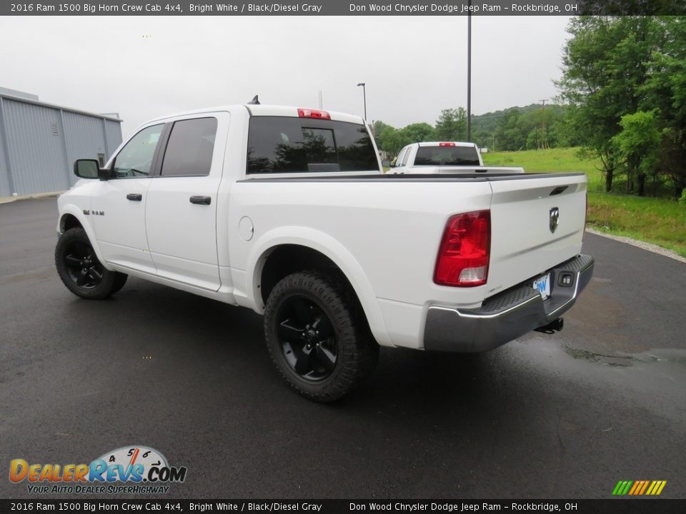 2016 Ram 1500 Big Horn Crew Cab 4x4 Bright White / Black/Diesel Gray Photo #12