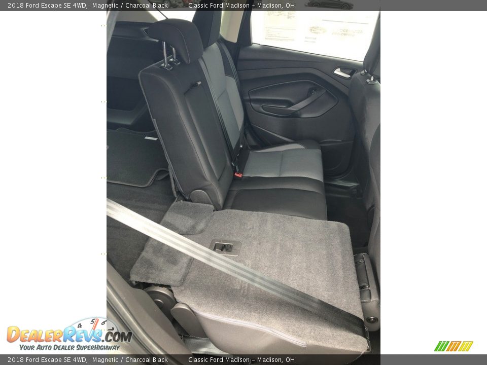 2018 Ford Escape SE 4WD Magnetic / Charcoal Black Photo #10