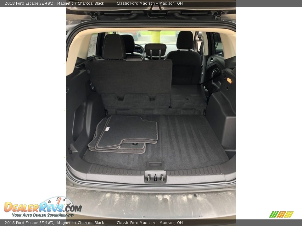 2018 Ford Escape SE 4WD Magnetic / Charcoal Black Photo #11
