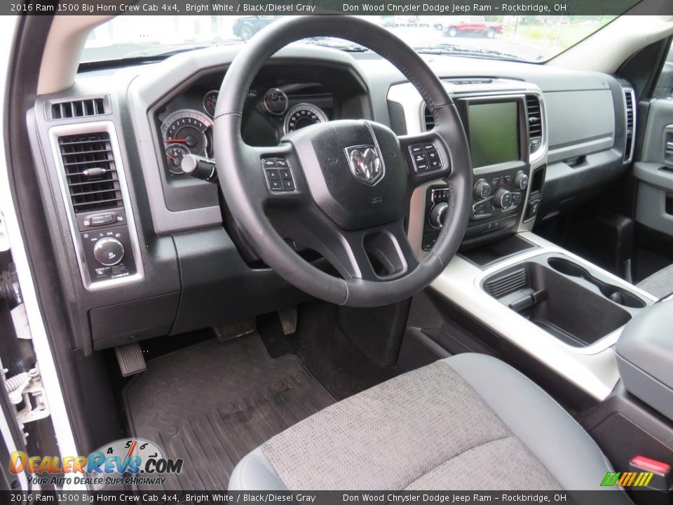 2016 Ram 1500 Big Horn Crew Cab 4x4 Bright White / Black/Diesel Gray Photo #22