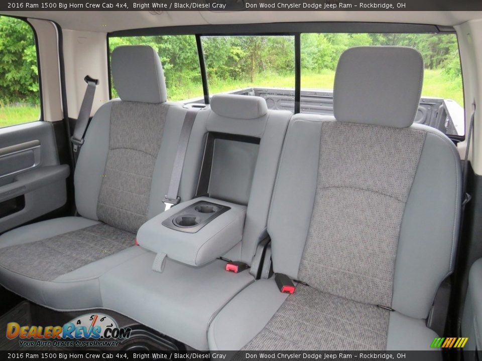 2016 Ram 1500 Big Horn Crew Cab 4x4 Bright White / Black/Diesel Gray Photo #23