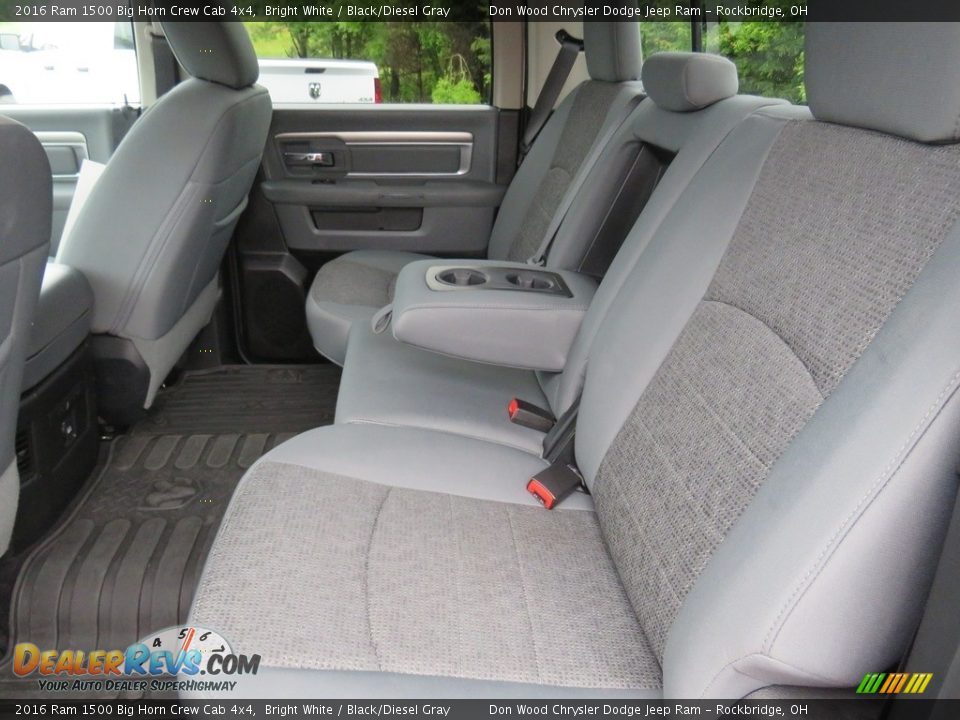 2016 Ram 1500 Big Horn Crew Cab 4x4 Bright White / Black/Diesel Gray Photo #25