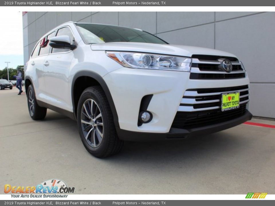 2019 Toyota Highlander XLE Blizzard Pearl White / Black Photo #2
