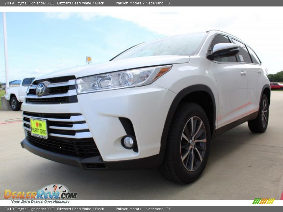 2019 Toyota Highlander XLE Blizzard Pearl White / Black Photo #4