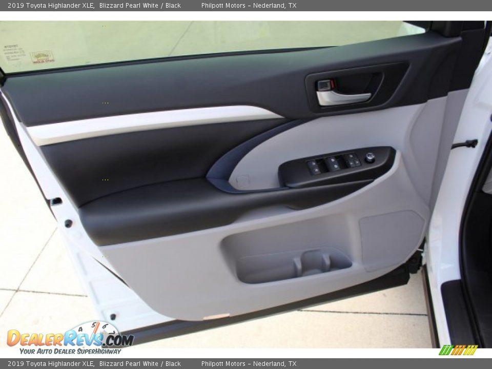 2019 Toyota Highlander XLE Blizzard Pearl White / Black Photo #9