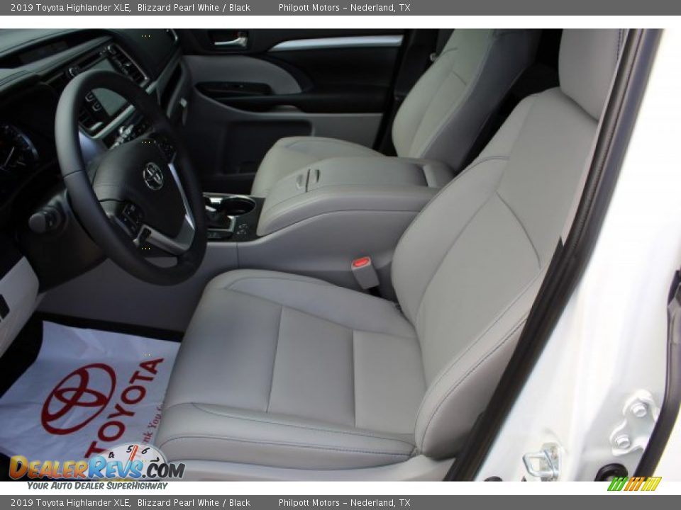 2019 Toyota Highlander XLE Blizzard Pearl White / Black Photo #10