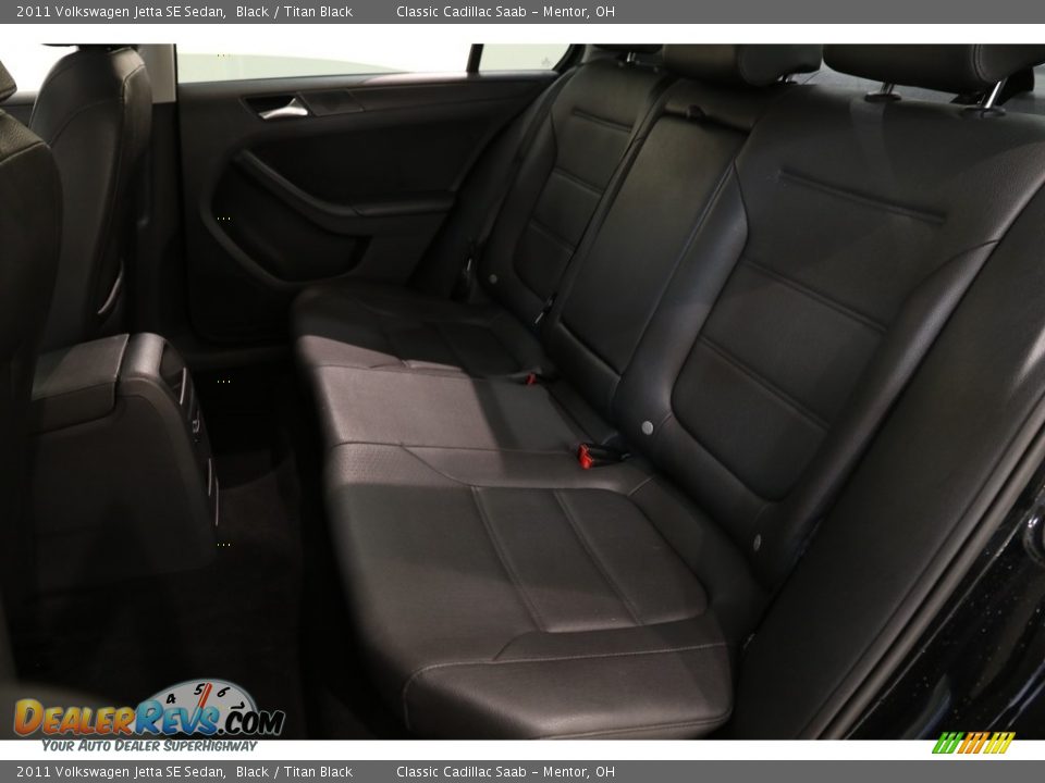 2011 Volkswagen Jetta SE Sedan Black / Titan Black Photo #15