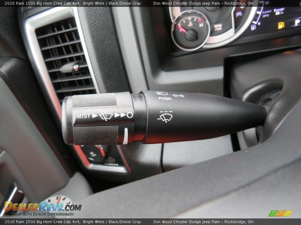 2016 Ram 1500 Big Horn Crew Cab 4x4 Bright White / Black/Diesel Gray Photo #35