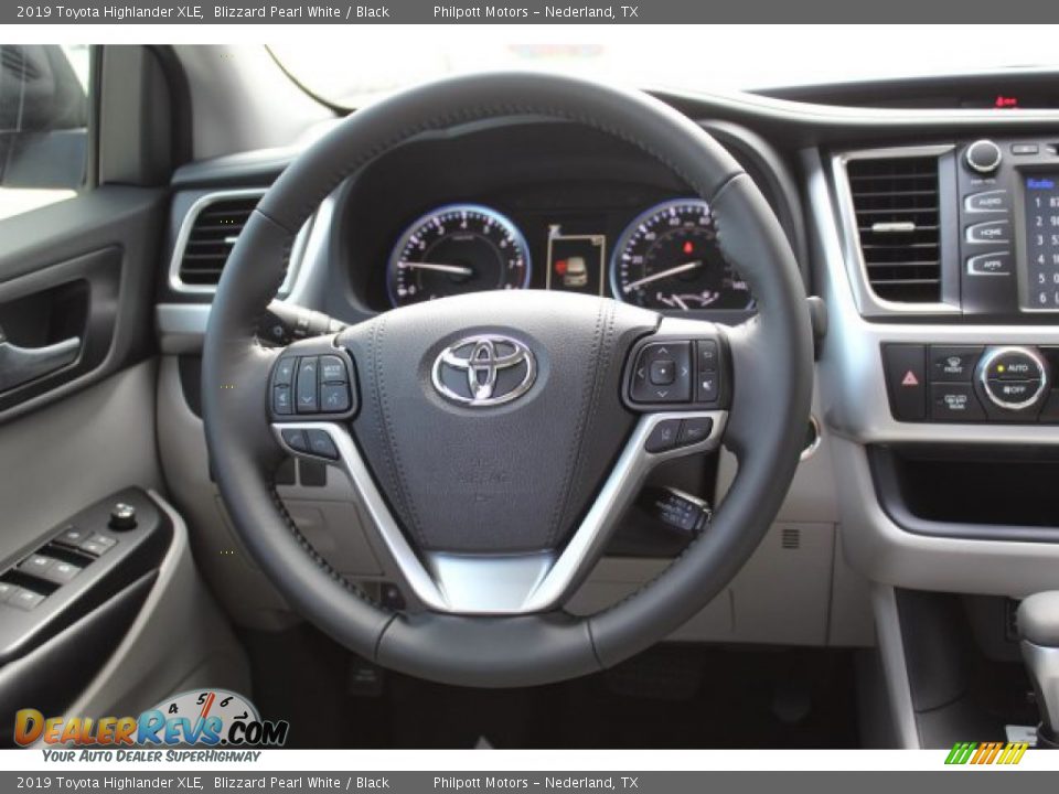 2019 Toyota Highlander XLE Blizzard Pearl White / Black Photo #22