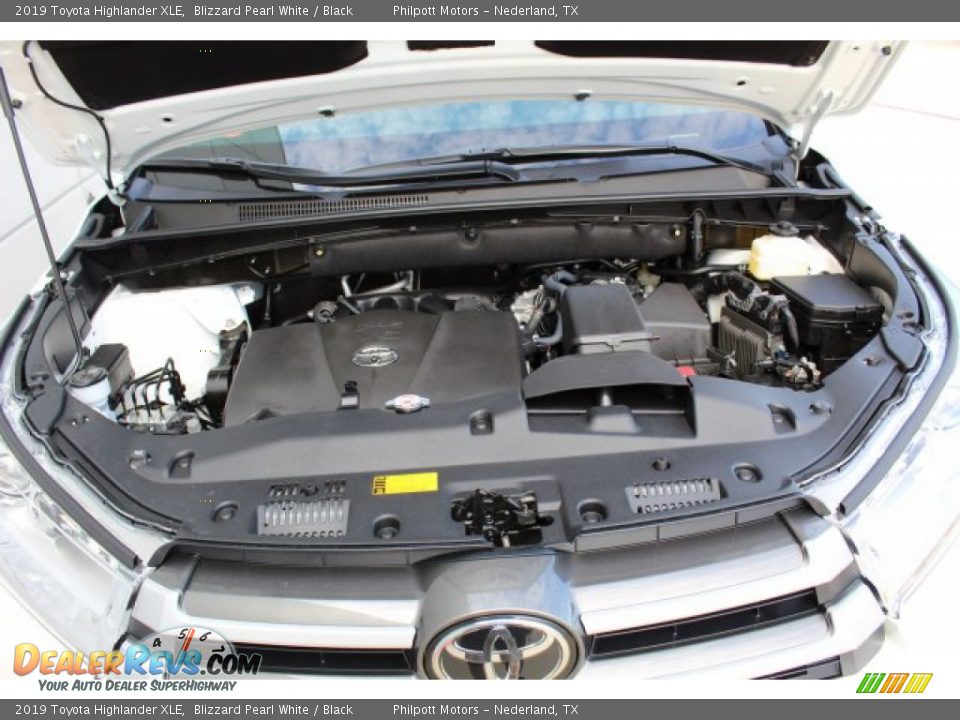 2019 Toyota Highlander XLE Blizzard Pearl White / Black Photo #25