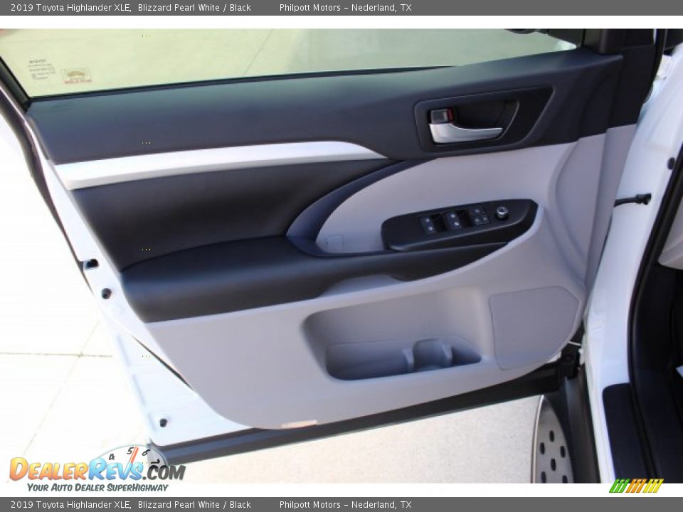 2019 Toyota Highlander XLE Blizzard Pearl White / Black Photo #9