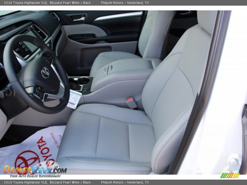 2019 Toyota Highlander XLE Blizzard Pearl White / Black Photo #10