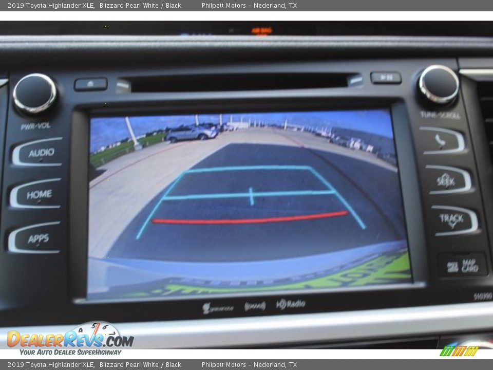 2019 Toyota Highlander XLE Blizzard Pearl White / Black Photo #17