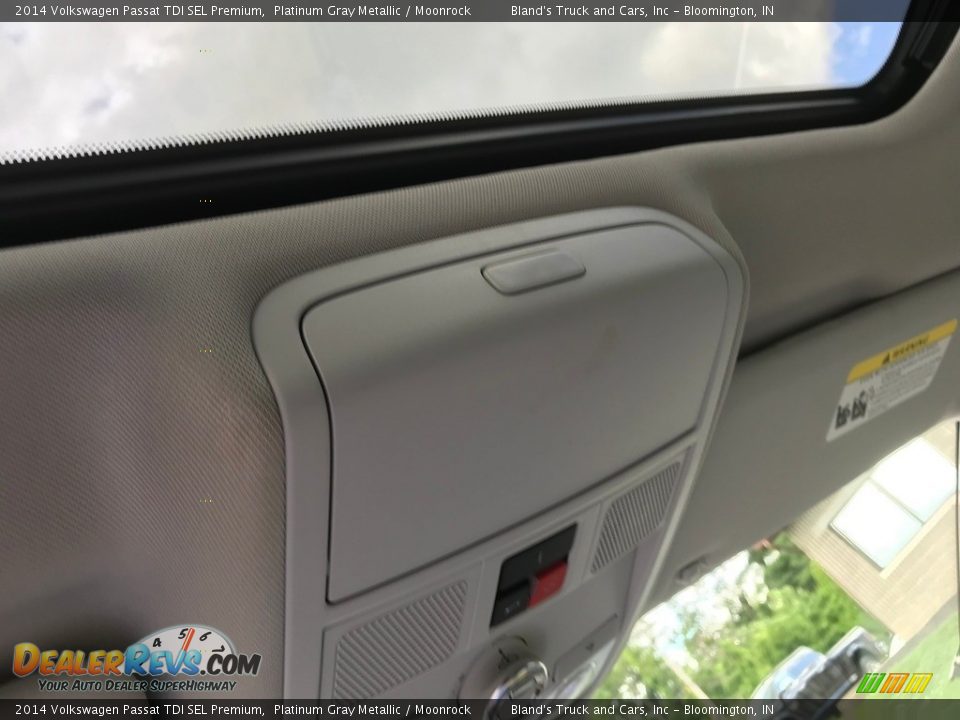 2014 Volkswagen Passat TDI SEL Premium Platinum Gray Metallic / Moonrock Photo #18