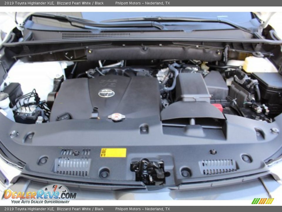 2019 Toyota Highlander XLE Blizzard Pearl White / Black Photo #24