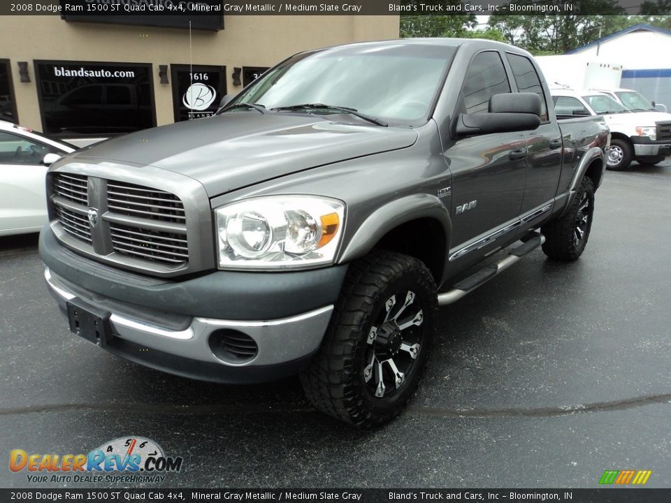 2008 Dodge Ram 1500 ST Quad Cab 4x4 Mineral Gray Metallic / Medium Slate Gray Photo #2