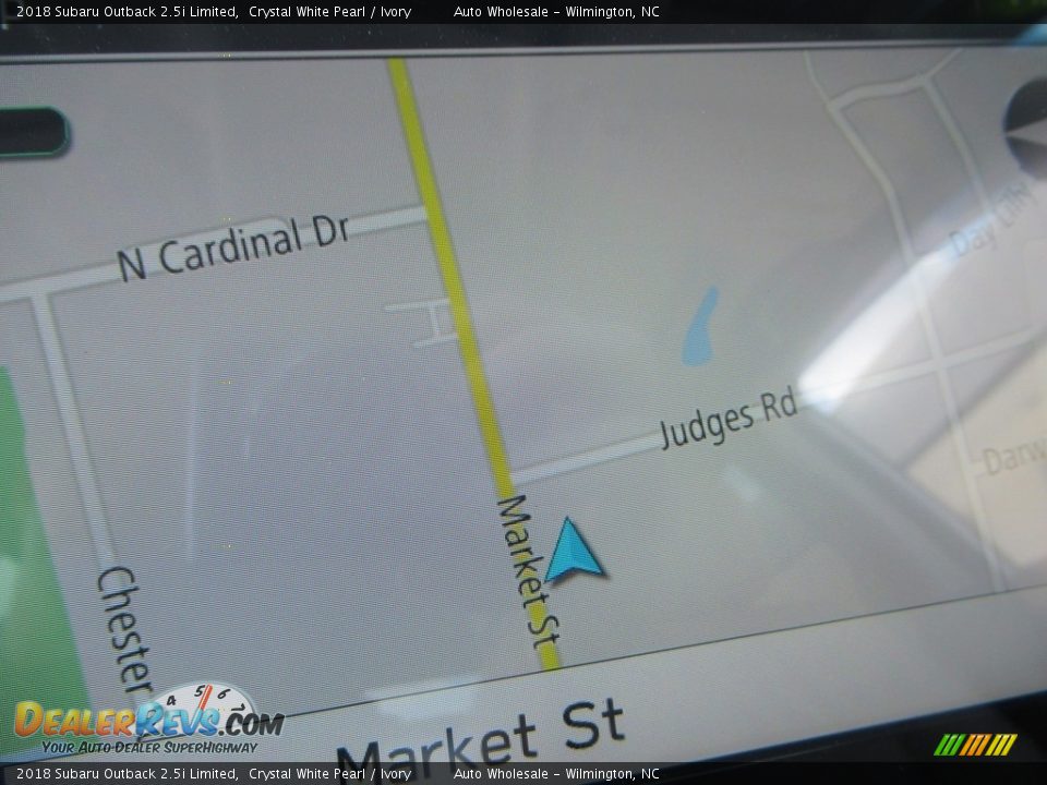 2018 Subaru Outback 2.5i Limited Crystal White Pearl / Ivory Photo #16