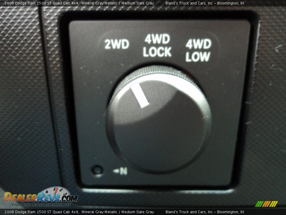 2008 Dodge Ram 1500 ST Quad Cab 4x4 Mineral Gray Metallic / Medium Slate Gray Photo #17