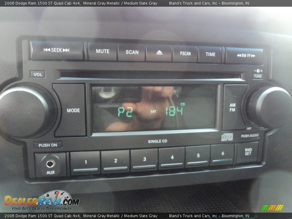 2008 Dodge Ram 1500 ST Quad Cab 4x4 Mineral Gray Metallic / Medium Slate Gray Photo #18