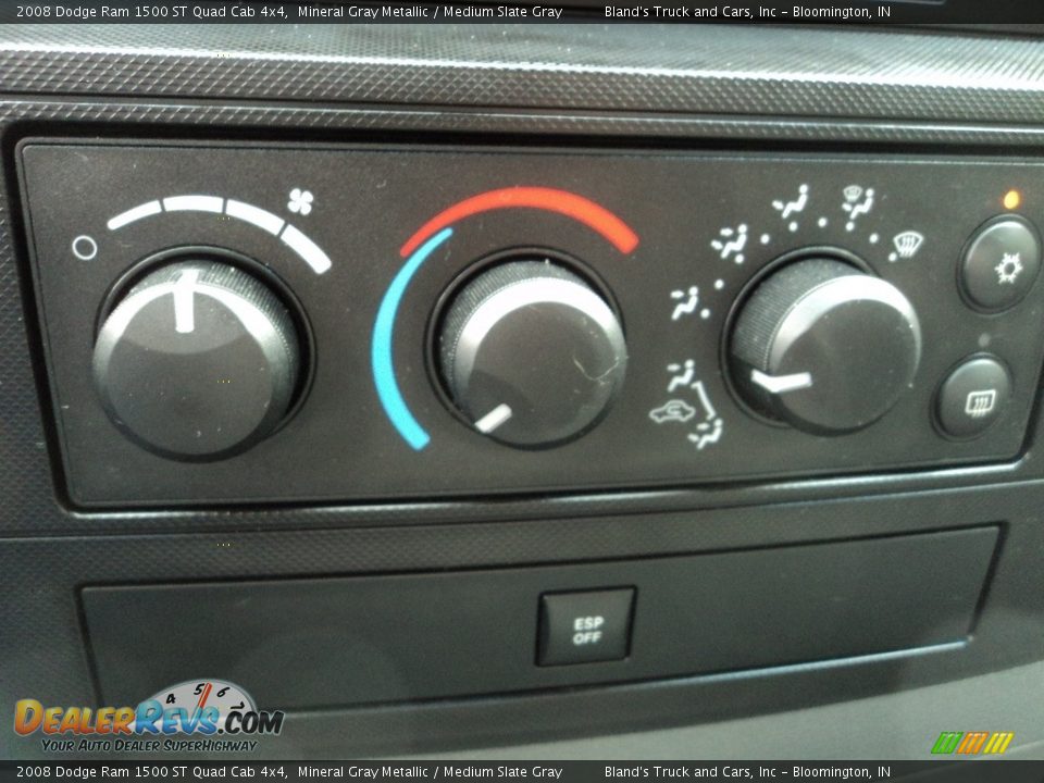 2008 Dodge Ram 1500 ST Quad Cab 4x4 Mineral Gray Metallic / Medium Slate Gray Photo #19