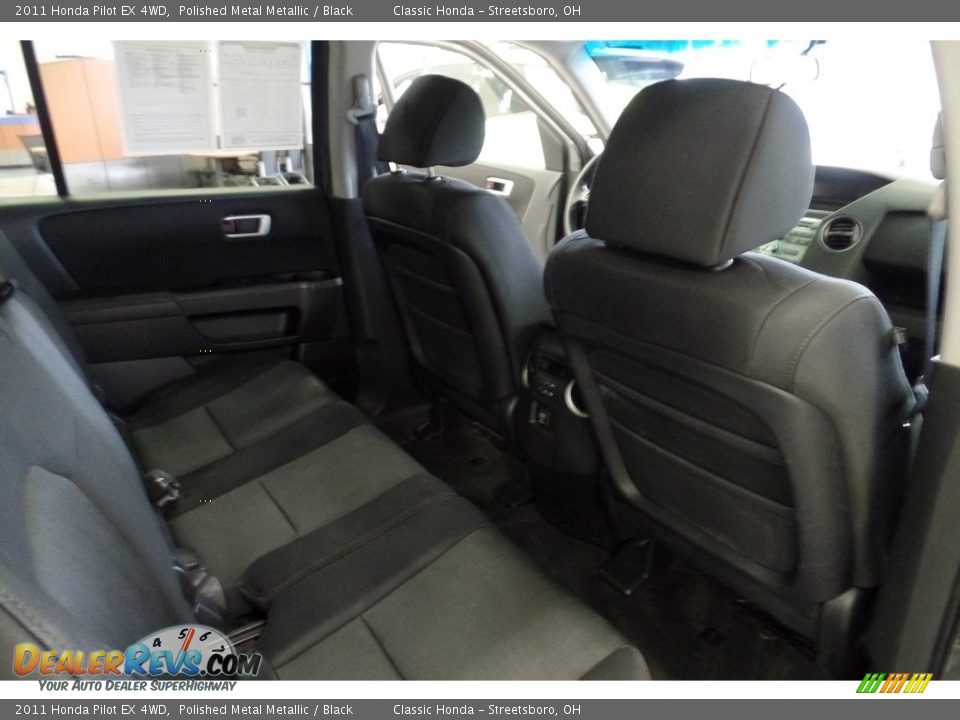 2011 Honda Pilot EX 4WD Polished Metal Metallic / Black Photo #18