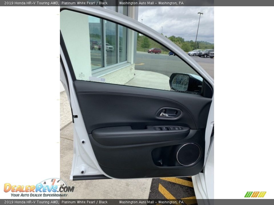 2019 Honda HR-V Touring AWD Platinum White Pearl / Black Photo #10