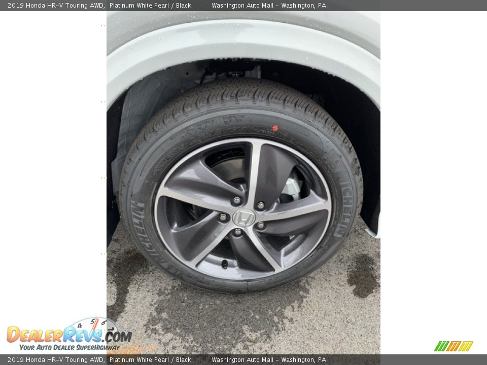 2019 Honda HR-V Touring AWD Platinum White Pearl / Black Photo #30